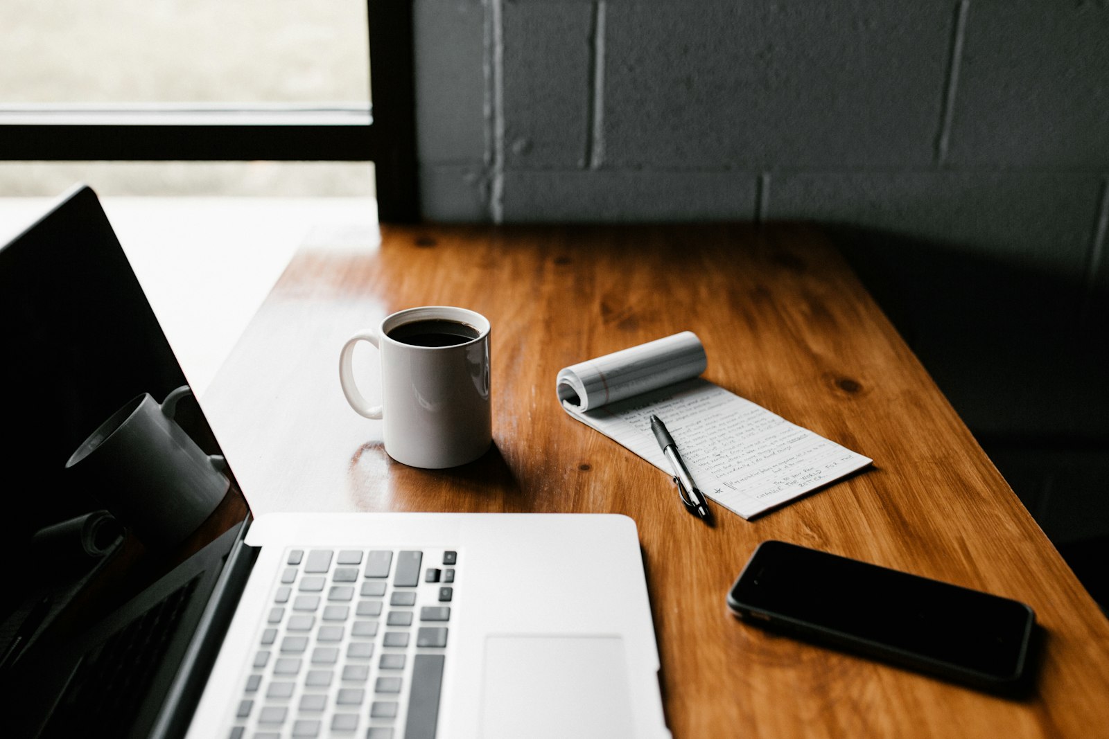 Blogging Mistakes to Avoid: 12 That Quietly Kill Blogs